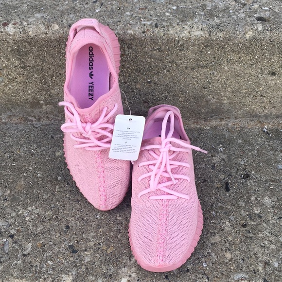 adidas yeezy boost pink